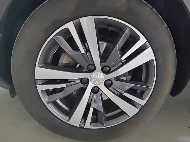 Peugeot 3008 puretech 130ch s&amp;s eat8 — photo 37