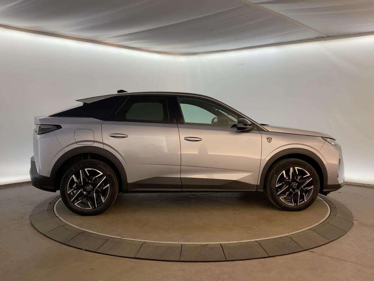 Peugeot 3008 hybrid 145 e-dcs6 gt — photo 4
