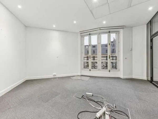 Bureaux 283 m²