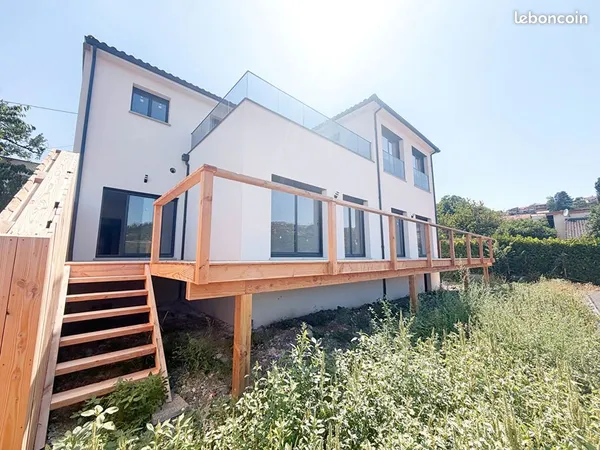 Villa 7 pièces 262 m²
