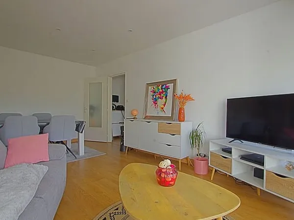 Appartement 1 pièce 57 m²