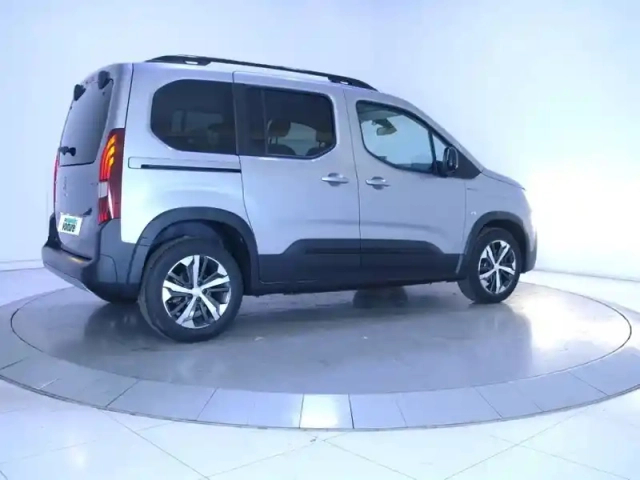 Peugeot Rifter standard bluehdi 130 s&amp;s eat8 — photo 29