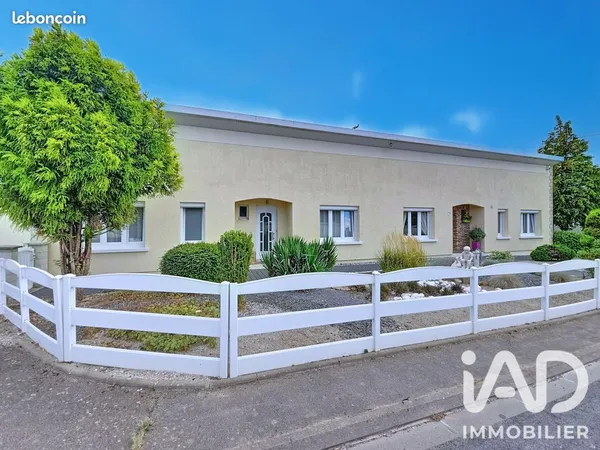 Maison 8 pièces 181 m²