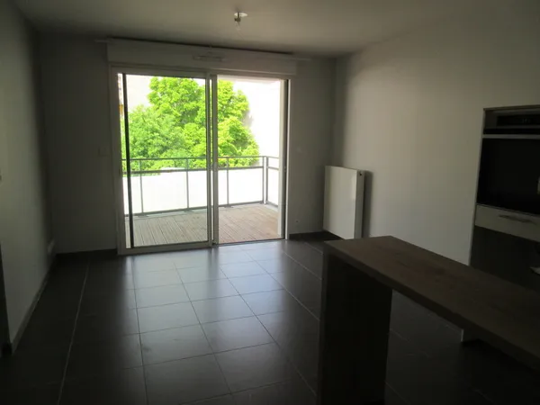 LOCATION APPARTEMENT T2 RODEZ SANS FRAIS D'AGENCE