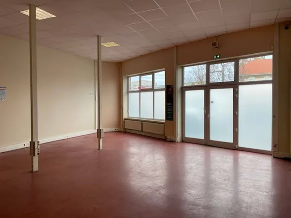 Bureaux 502 m²