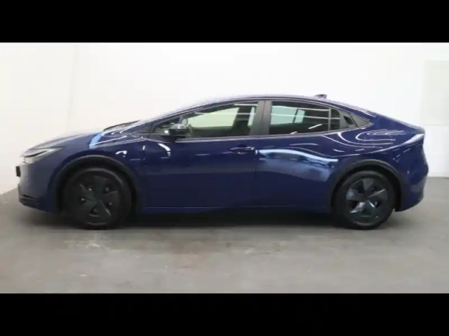 Toyota Prius hybride rechargeable 223ch dynamic ph — photo 5