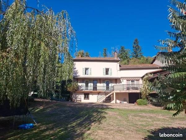 Maison 112 m2 et local commercial 56m2