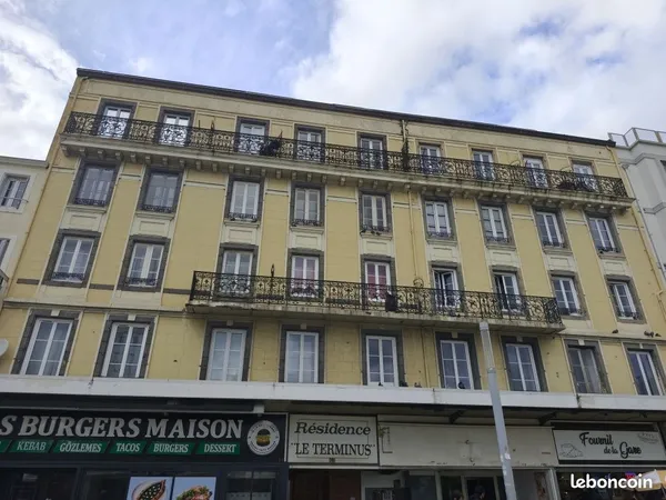 Studio 1 pièce 10 m²