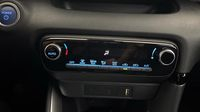 Toyota Yaris 116h Dynamic 5p MY22 — photo 26