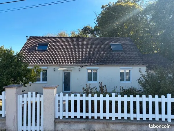 Maison - 7 pièces - 155m²