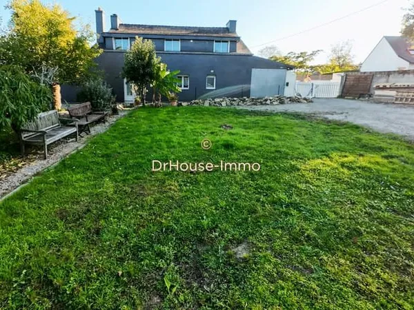 Terrain constructible viabilisé 407 m² centre de Ploeren à pied