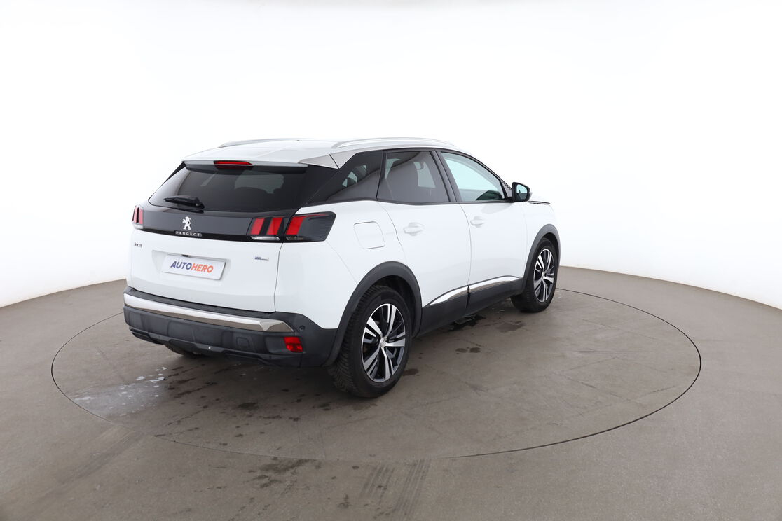 Peugeot 3008 1.2 PureTech Allure — photo 5