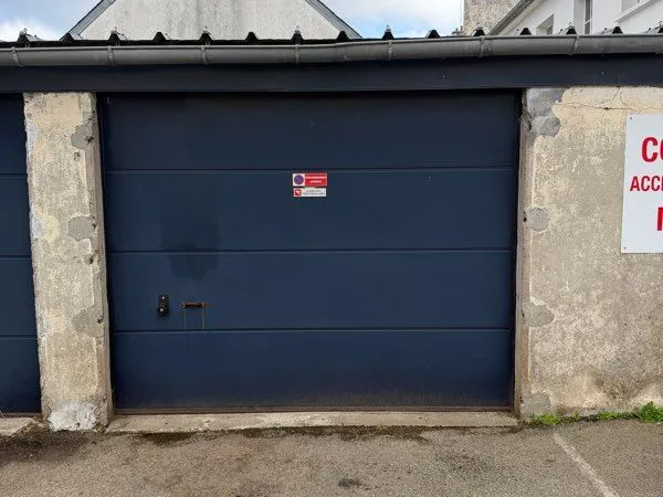 Stationnement Location Lorient 17m² 110€