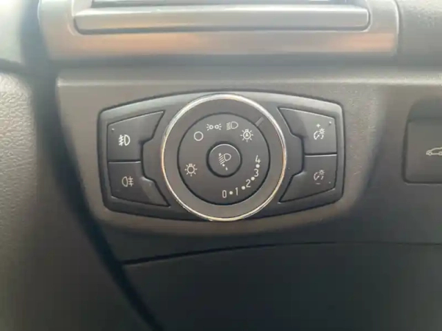 Ford Mondeo 1.5 ecoboost 160ch titanium 5p — photo 18