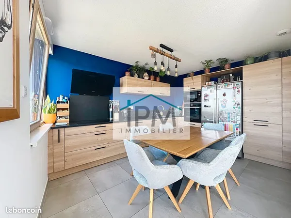 Duplex 4 pièces 93 m²