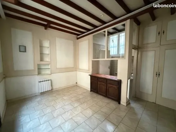Studio 1 pièce 21 m²