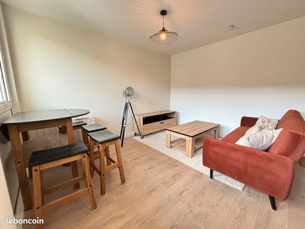 Appartement rénové T2 avec parking