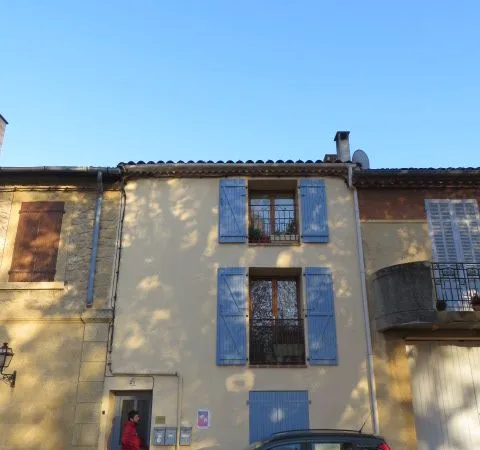 Appartement de 50m2 à louer sur Jouques
