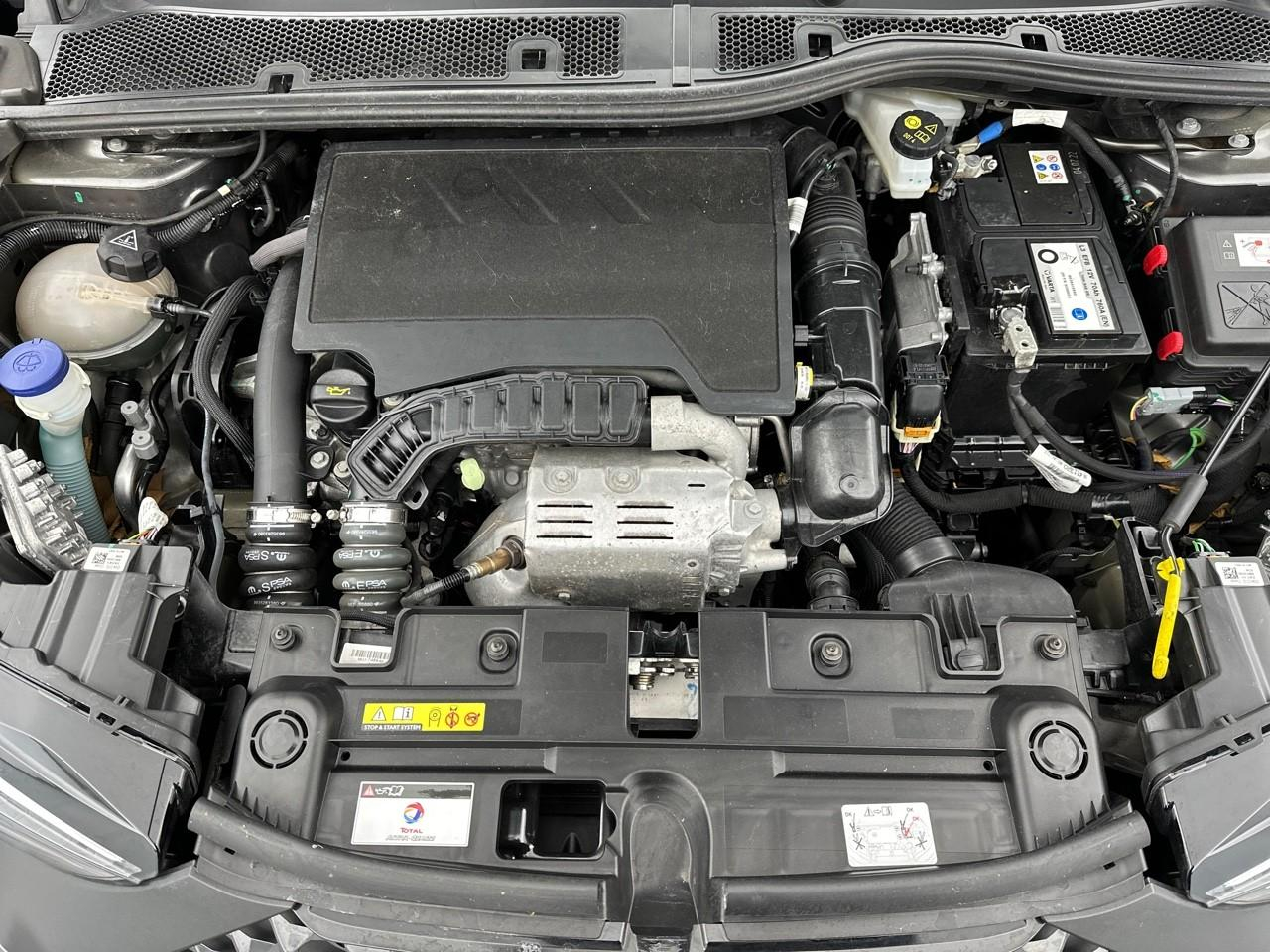 Ds Ds 3 crossback puretech 130 eat8 performance line+ — photo 15