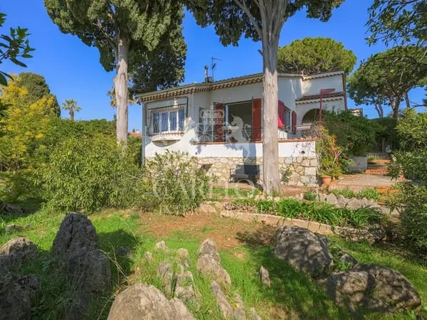 Cap D'Antibes - Emplacement D'Exception