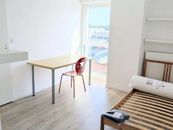 Chambre colocation 450€ cc proche métro /facultés