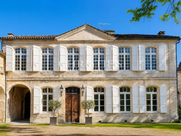 Magnifique demeure historique avec appartements d'invités, pisci