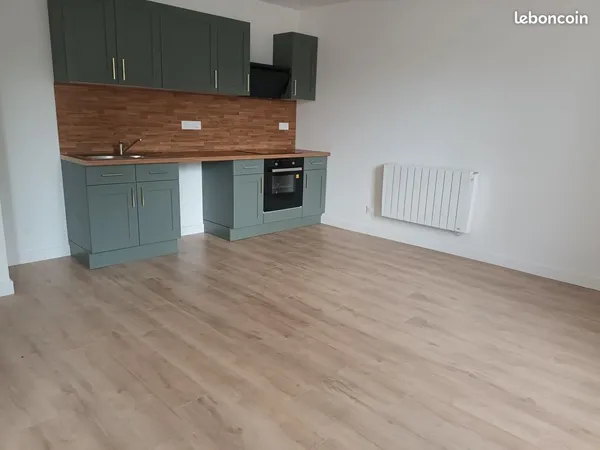 Joli T3 avec terrasse et parking, 1er étage proche jardin massey