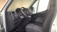 Renault Master F3300 L2H2 2.3 Blue dCi 135ch Grand Confort Euro6 — photo 12