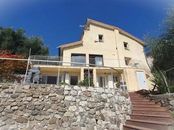 Villa 5 pièces 110 m²