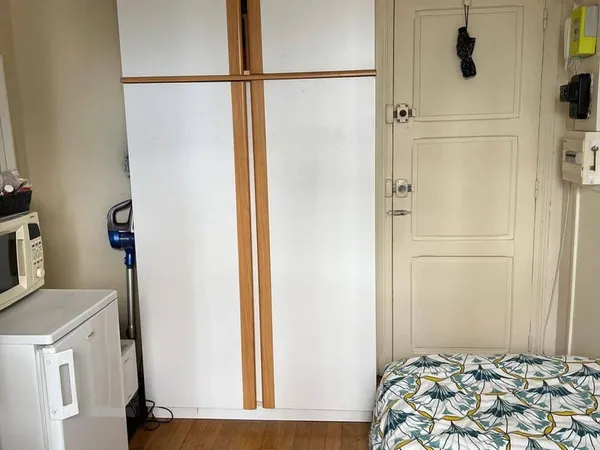 Appartement 1 pièce 9 m²