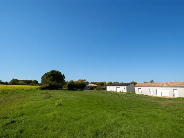 Terrain 950 m²