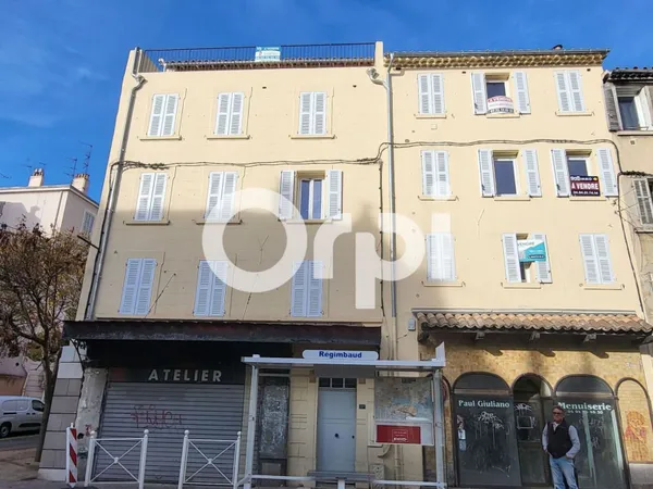 Studio 1 pièce 20 m²