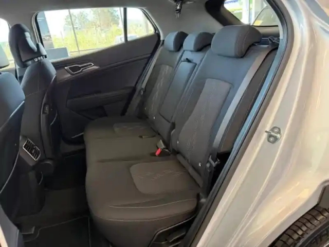 Kia Sportage 1.6 t-gdi 245ch phev active bva6 4wd — photo 9