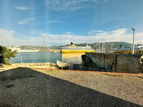Appartement 3 pièces 84 m²