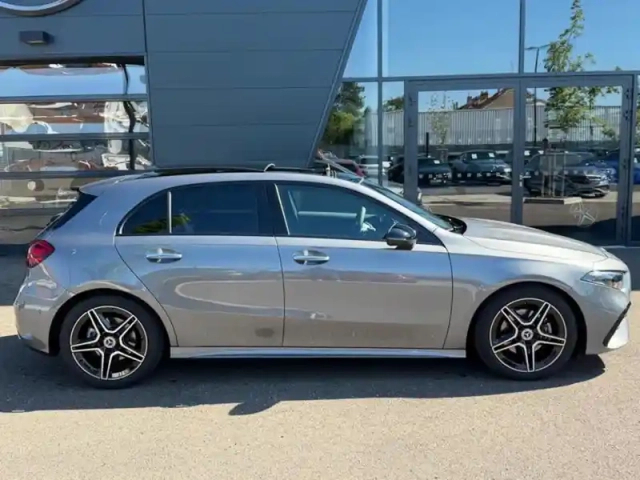 Mercedes Classe A 200 amg line — photo 26