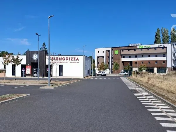 Hôtel particulier 2570 m² Le Controis-en-Sologne