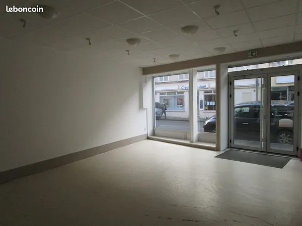 Local commercial 55 m² Courville-sur-Eure
