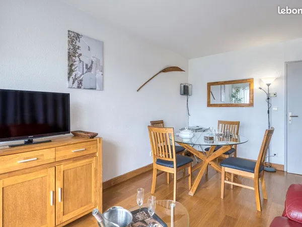 T1bis meublé + balcon + parking sous sol centre La Rochelle