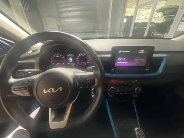 Kia Stonic 1.0 t-gdi 100ch blue edition — photo 14