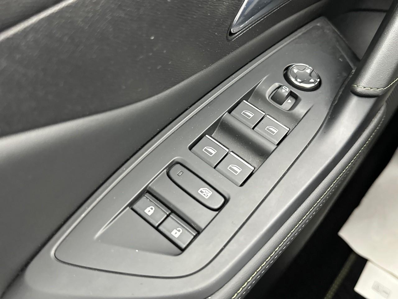 Peugeot 408 puretech 130 ch s&s eat8 gt — photo 15