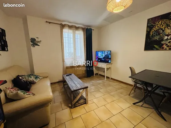 Studio 1 pièce 24 m²