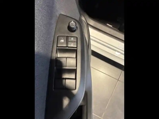 Toyota Yaris 120 vvt-i dynamic business 5p mc24 — photo 13