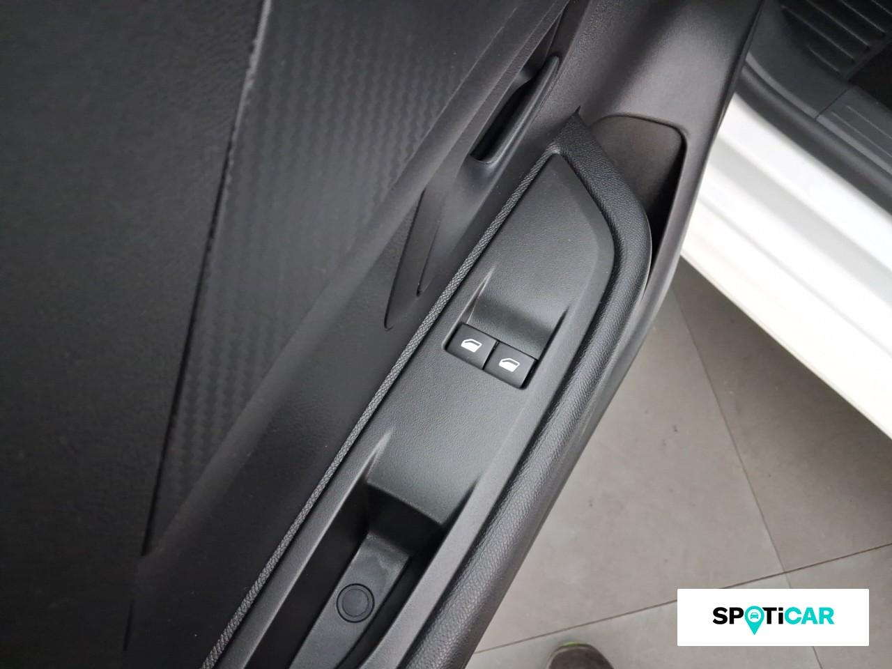 Peugeot 208 1.2 puretech 75ch s&s like 2022 — photo 19