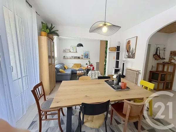 Appartement 4 pièces 77 m²