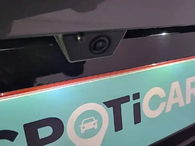 Citroën C5 Aircross hybride 145 ch e-dcs6 — photo 32