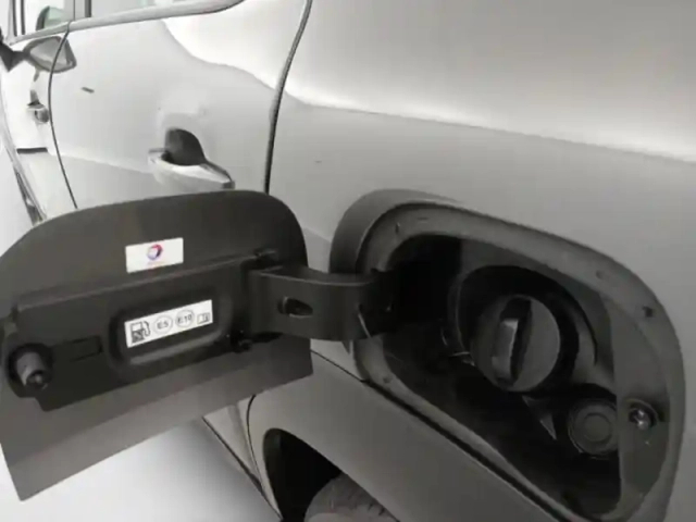 Citroën C3 Aircross puretech 110ch s&amp;s c-series — photo 10