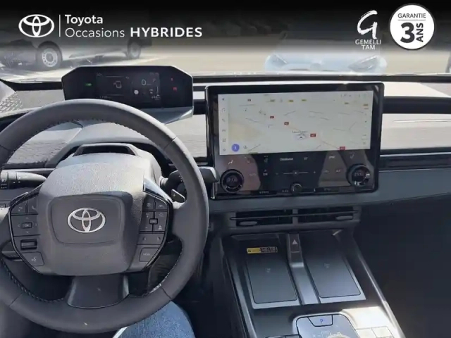 Toyota C-Hr + 224ch 77kwh design grande autonomie — photo 8