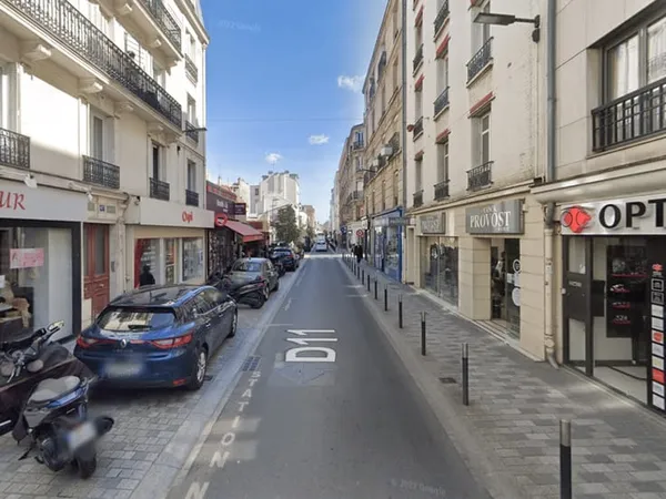 Boutique 2 pièces 115 m²