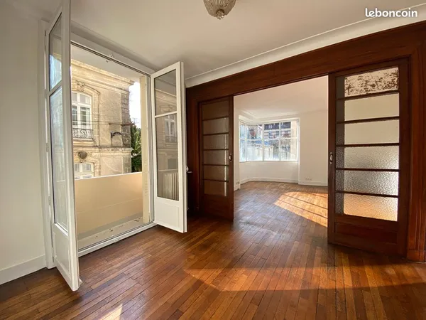 Appartement 5 pièces 143 m²