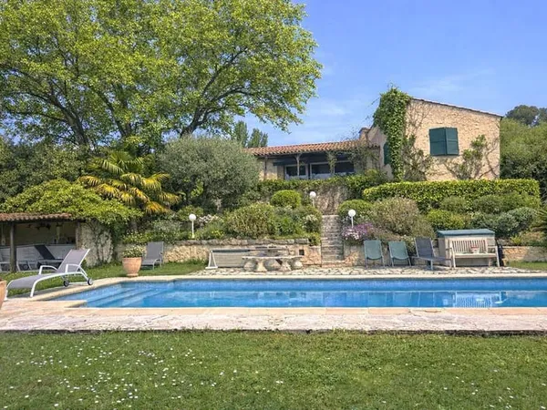 Maison 5 pièces 135 m²